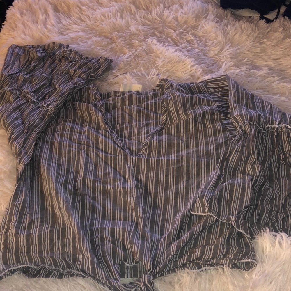 Striped more dressy cropped shirt with long sleeved one worn one time
